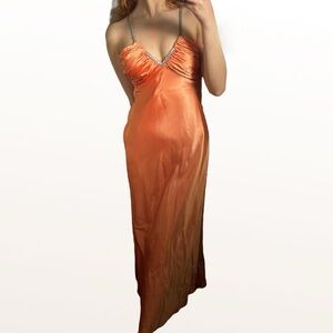 Morgan & Co orange halter prom dress 🧡